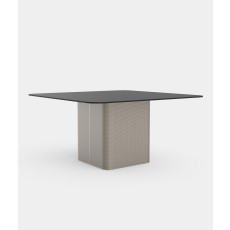 Solanas Dining table 140